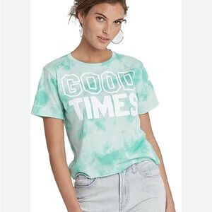 Modern Lux Graphic Tee size Small​